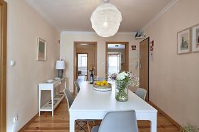 Renovated and Spacious Duplex Apartment With Patio, By TimeCooler