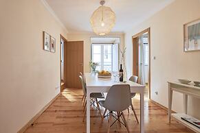 Renovated and Spacious Duplex Apartment With Patio, By TimeCooler