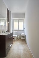 Belém Light Filled Apartment, By TimeCooler