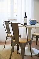 Belém Light Filled Apartment, By TimeCooler