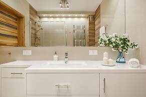 Apart-Center Pod Orlem II