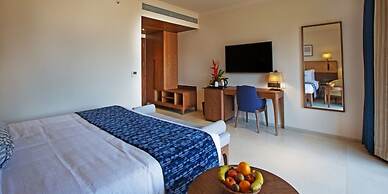 Marquis Beach Resort