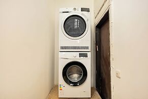 Modern-Rustic Haven in the City by Sea N Rent