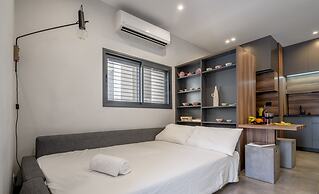 Sunny Studio Near the Beach by Sea N Rent