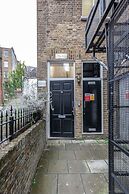 Stylish 3 Bed 3 bath in Kens High St