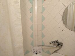 Apartment on Krymskaya 36 Green Area 9