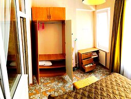 Apartment on Volzhskaya 32 Green Area 11