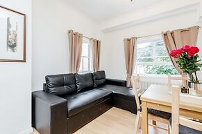 Kings Road Apartments