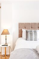 Kings Road Apartments