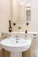 Kings Road Apartments