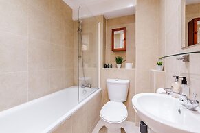 Kings Road Apartments