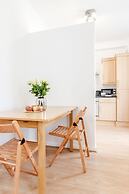 Kings Road Apartments