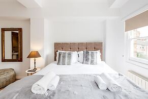 Kings Road Apartments