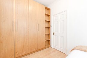 Kings Road Apartments