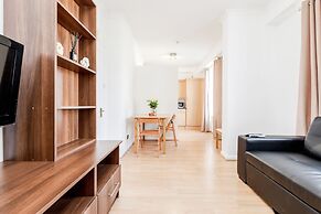 Kings Road Apartments