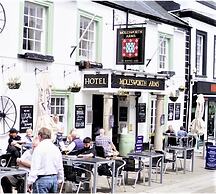 Molesworth Arms