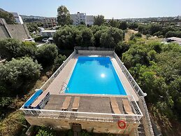 Acropolis Apartments