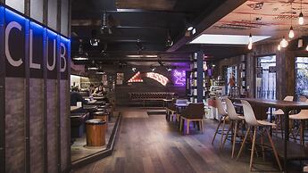1n Student Hotel Camden - Students Only