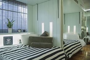 1n Student Hotel Camden - Students Only