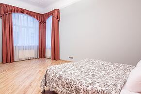 WINWINSTAY Art Nouveau Apartment