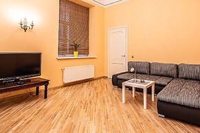 WINWINSTAY Art Nouveau Apartment