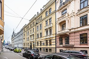 WINWINSTAY Art Nouveau Apartment