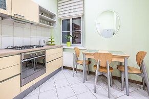 WINWINSTAY Art Nouveau Apartment