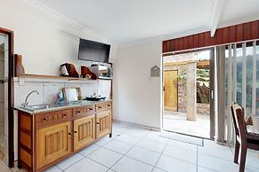 Kasteel Aan Zee Lady