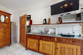 Kasteel Aan Zee Lady