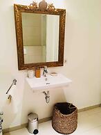 Large Retro Chic Flat 100m2 in City Center - Parking