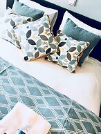 Large Retro Chic Flat 100m2 in City Center - Parking