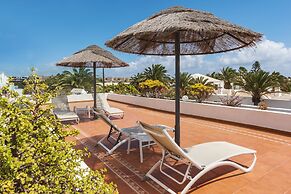 Golf y Mar Suites
