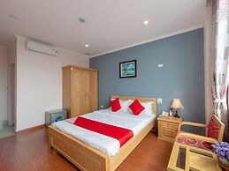 OYO 417 Truong Son Hotel