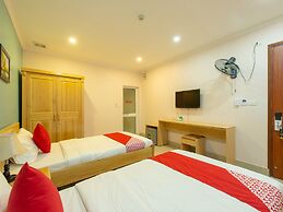 OYO 417 Truong Son Hotel