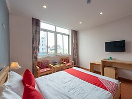 OYO 417 Truong Son Hotel