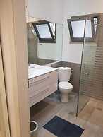 Gorgeous Studio On Hilton Beach