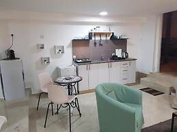 Large Beautiful Studio in Old Jaffa