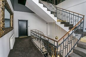 Golden Apartments