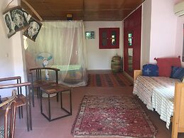 Picturesque Studio Apartment