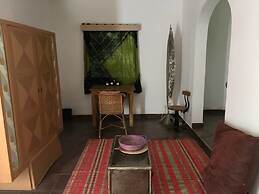 Picturesque Studio Apartment