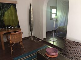 Picturesque Studio Apartment