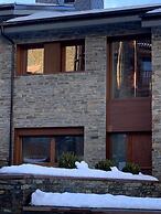 Ski Chalet Andorra - El Tarter by KOKONO