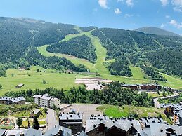 Ski Chalet Andorra - El Tarter by KOKONO