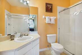 Summer Settings by VillaDirect