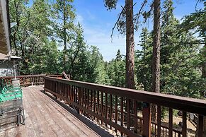 Apple Bear Cottage