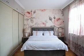 La Maison Charentonneau
