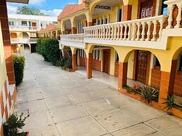 Hotel Real Classic Inn