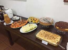 Palotina Palace Hotel