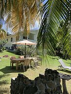 Hideaway Apartments Grenada