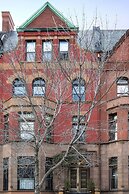 Suites in a Manhattan Mansion